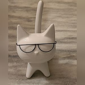 👓SophistiCAT Figurine